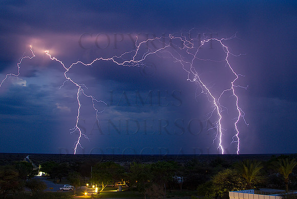 Etosha-Thunderstorm